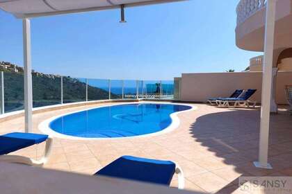 House for sale in Benitachell/Poble Nou de Benitatxell (el), Alicante. 