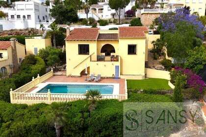 House for sale in Benitachell/Poble Nou de Benitatxell (el), Alicante. 