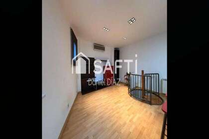 Duplex for sale in Malgrat de Mar, Barcelona. 