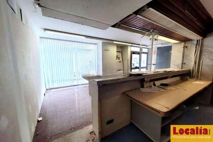 Commercial premise for sale in Santander, Cantabria. 