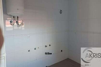 Duplex for sale in Mota del Cuervo, Cuenca. 