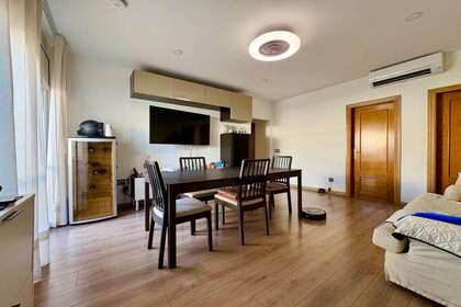 Penthouse/Dachwohnung zu verkaufen in Palau-solità i Plegamans, Barcelona. 