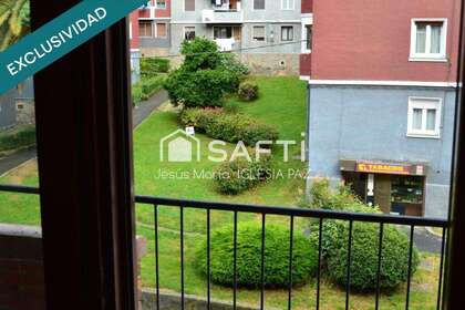 Apartment for sale in Basauri, Vizcaya (Bizkaia). 