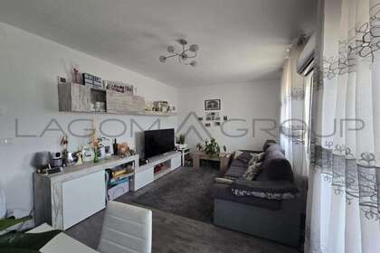 Flat for sale in Lleida, Lérida (Lleida). 
