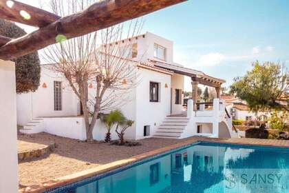House for sale in Alicante/Alacant. 
