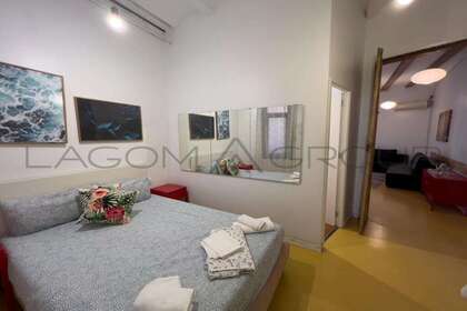 Flat for sale in Barcelona. 
