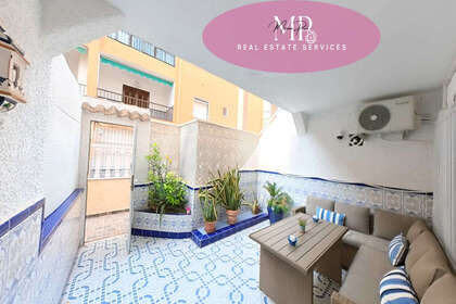 Cluster house for sale in Torrevieja, Alicante. 
