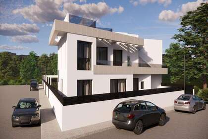 Cluster house for sale in Rojales, Alicante. 