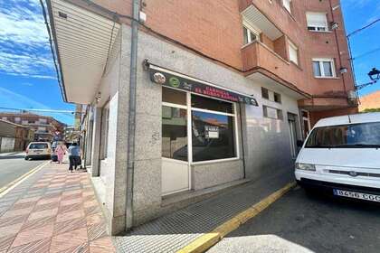 Коммерческое помещение в Valencia de Don Juan, León. 