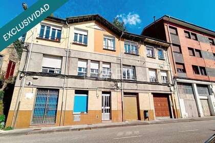 Obchodní prostory na prodej v Laviana, Asturias. 