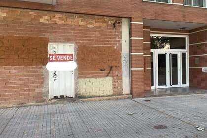 Obchodní prostory na prodej v Burgos. 