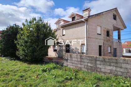House for sale in Vigo, Pontevedra. 