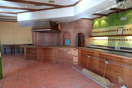 Commercial premise for sale in Toledo. 