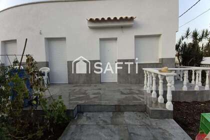 House for sale in Alcanar, Tarragona. 