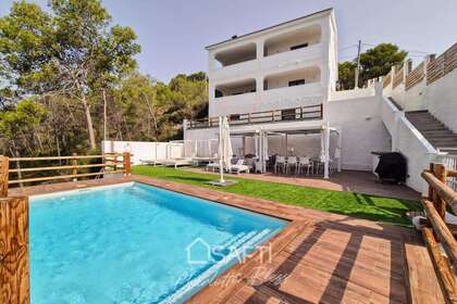 House for sale in Olivella, Barcelona. 