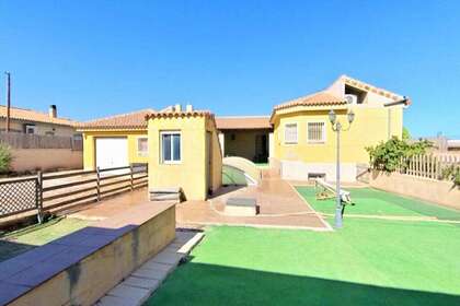 House for sale in Alicante/Alacant. 