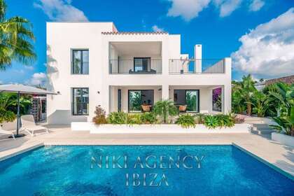 House for sale in San José / Sant Josep de Sa Talaia, Baleares (Illes Balears), Ibiza. 