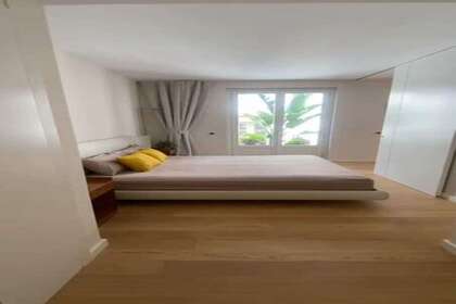 Flat for sale in Barcelona. 