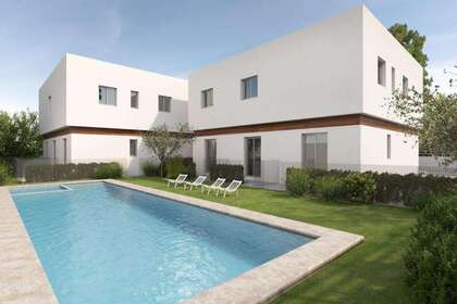 Cluster house for sale in Orihuela-Costa, Alicante. 