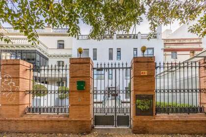 Flat for sale in Sevilla. 