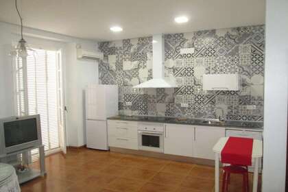 Flat in Sevilla. 