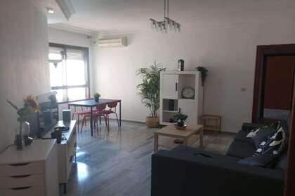 Flat in Sevilla. 