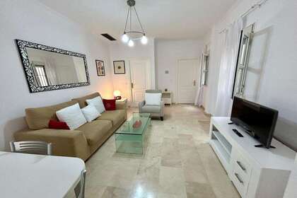 Flat in Sevilla. 