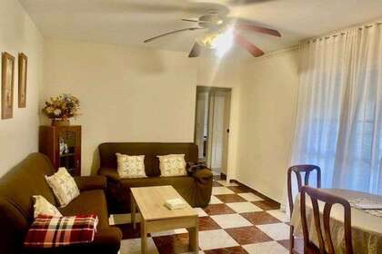 Flat for sale in Sevilla. 