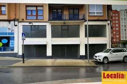 Commercial premise in Torrelavega, Cantabria. 