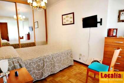 Flat for sale in Palencia. 