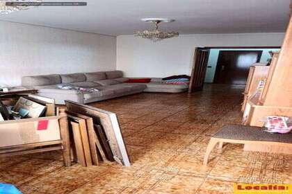 Flat for sale in Palencia. 