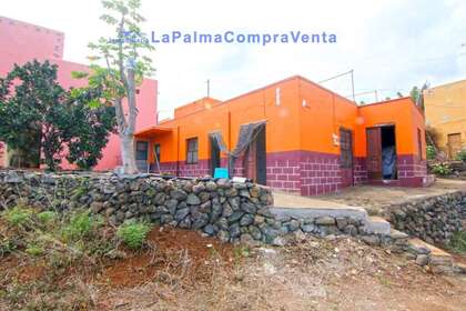 Townhouse for sale in San Andrés y Sauces, Santa Cruz de Tenerife, La Palma. 