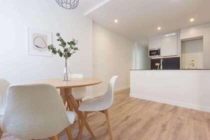Flat for sale in Sevilla. 