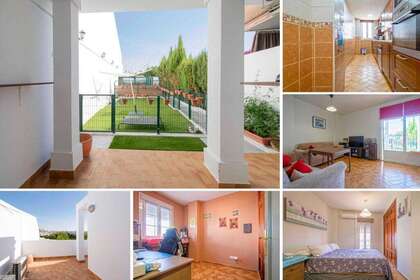 Cluster house for sale in Umbrete, Aljarafe, Sevilla. 
