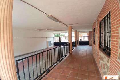 Дуплекс Продажа в Villanueva de la Cañada, Madrid. 