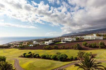 Городской участок Продажа в Guía de Isora, Santa Cruz de Tenerife, Tenerife. 