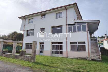 Budovy na prodej v Estrada (A), Pontevedra. 