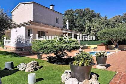 House for sale in Avinyonet del Penedès, Barcelona. 