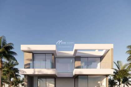 House for sale in Adeje, Santa Cruz de Tenerife, Tenerife. 