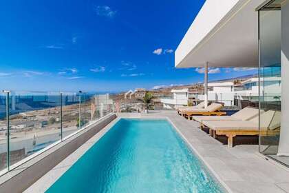 House for sale in Adeje, Santa Cruz de Tenerife, Tenerife. 