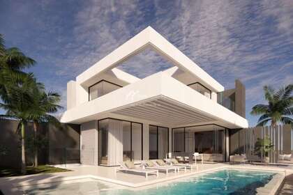 House for sale in Adeje, Santa Cruz de Tenerife, Tenerife. 