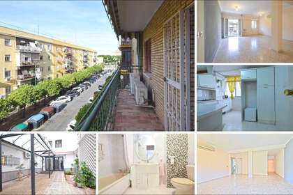 Flat for sale in Sevilla. 