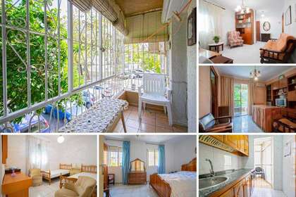 Flat for sale in Sevilla. 