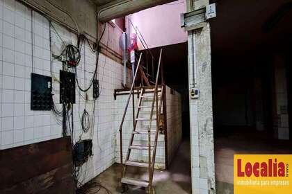 Commercial premise for sale in Santander, Cantabria. 