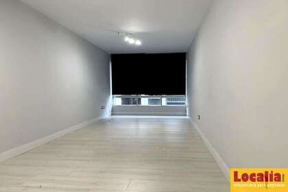 Commercial premise for sale in Torrelavega, Cantabria. 