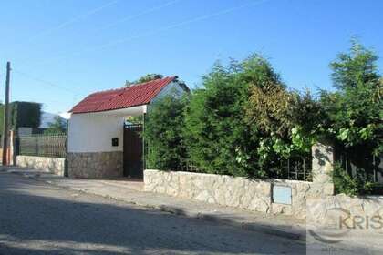 House for sale in Yuncler, Toledo. 