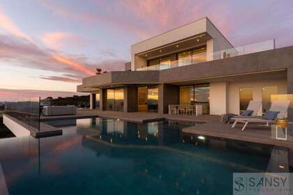 House for sale in Alicante/Alacant. 