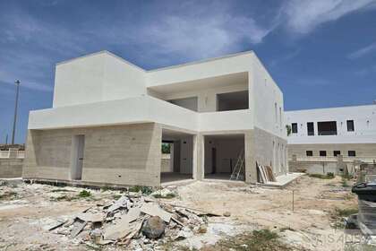 Domy na prodej v Verger / Vergel, Alicante. 