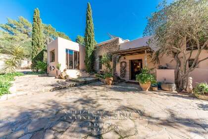 House for sale in San José / Sant Josep de Sa Talaia, Baleares (Illes Balears), Ibiza. 