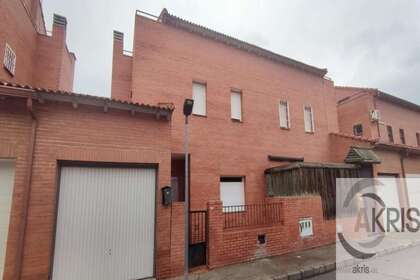 Haus zu verkaufen in Chozas de Canales, Toledo. 